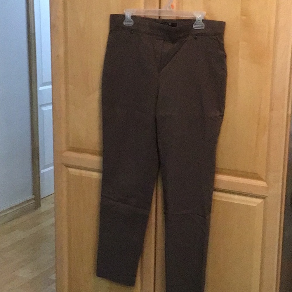Nwot 89th & Madison Slim Leg Stretch Waist Pant Large